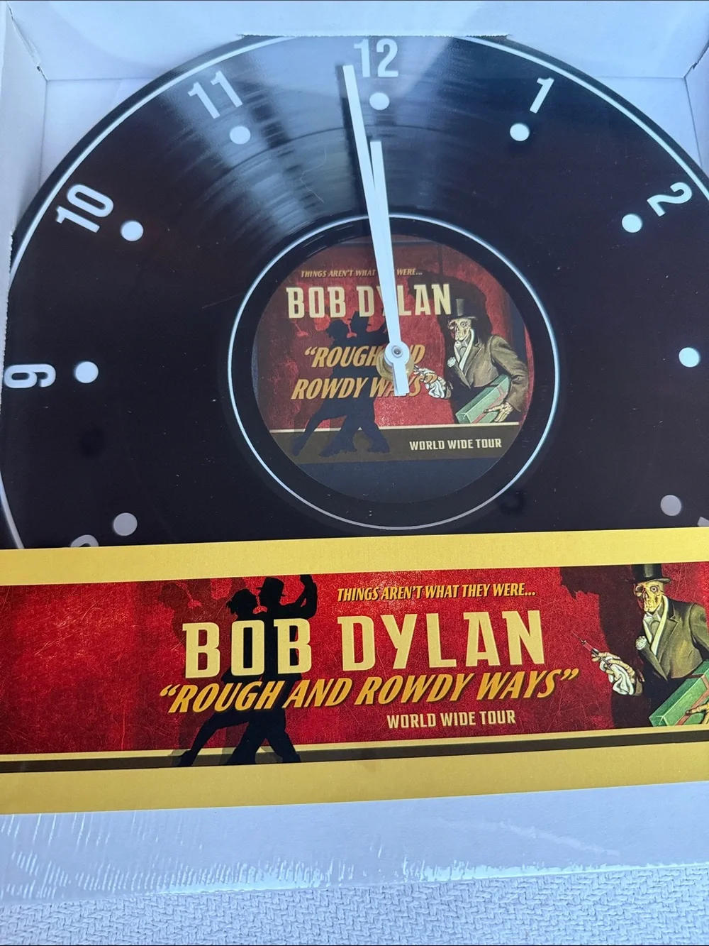 Bob Dylan 'Rough and Rowdy Ways' Vinyl Wall Clock - plus a Magnet — VIP Package